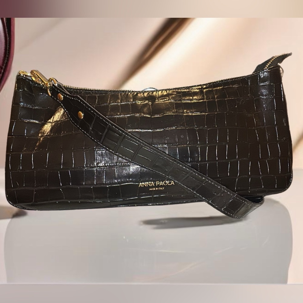 Anna Paola Black croc embossed Italian Leather  Shoulder Bag Made in Italy